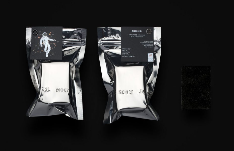Moon Køl Charcoal Face and Body Bar thumbnail